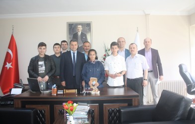 ESPİYE’DE TEOG TÜRKİYE BİRİNCİLERİ