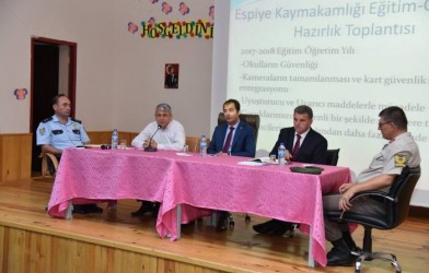 EĞİTİM-ÖĞRETİM YILI HAZIRLIK TOPLANTISI YAPILDI