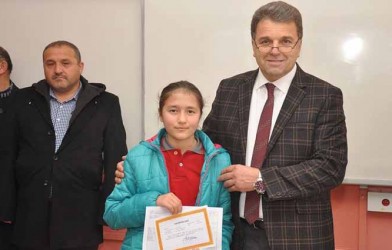ÖZTÜRK’TEN ÖĞRENCİLERE TAVSİYELER