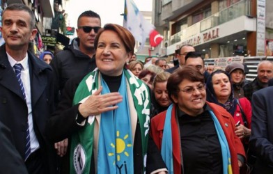 AKŞENER’DEN GÖVDE GÖSTERİSİ