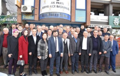 ŞENLİKOĞLU’NDAN İLÇE TEŞKİLATINA ZİYARET