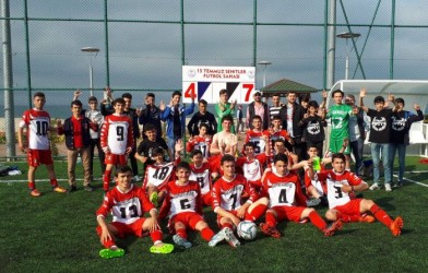 1957 ESPiYESPOR U-17 FiNALDE