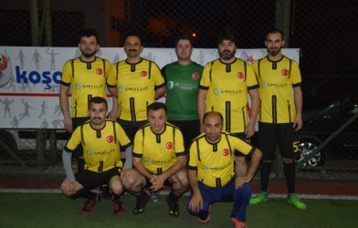 FUTBOL TURNUVASINDA ÇEYREK FiNAL HEYECANI