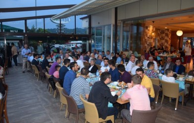 GELENEKSEL MÜFTÜLÜK İFTARI