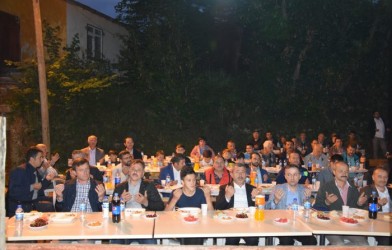 ORUÇBEY MAHALLESiNDE iFTAR COŞKUSU YAŞANDI