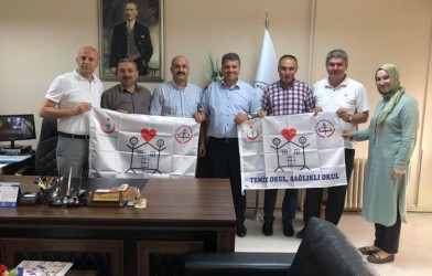 5 OKUL BEYAZ BAYRAK ALDI