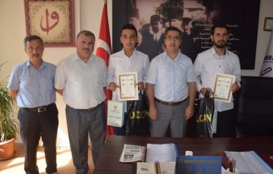 HAFIZLARA BELGE VERİLDİ
