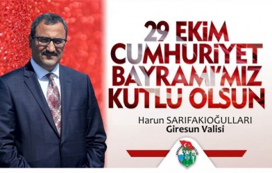 VALİ CUMHURİYET BAYRAMINI KUTLADI
