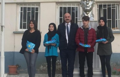 ÇPL’DEN BAŞARILI ÖĞRENCİLERE ÖDÜL