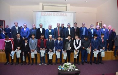 EZAN OKUMA YARIŞMASI