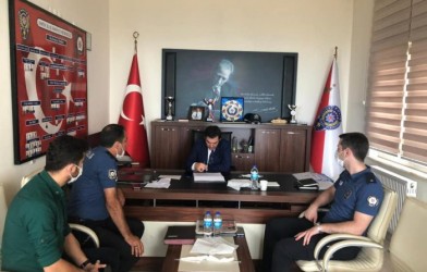 KAYMAKAM’DAN EMNİYET VE JANDARMA ZİYARETİ