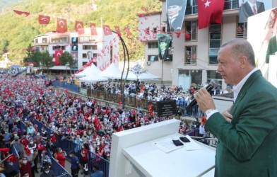 CUMHURBAŞKANI MÜJDELERLE GELDİ