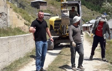 YAYLADA VATANDAŞLARIN ELEKTRİK SEVİNCİ