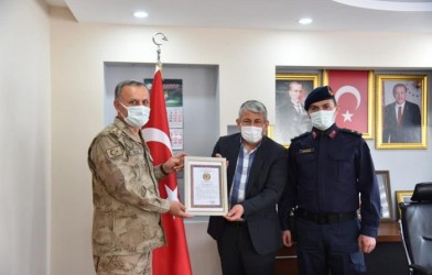 ALAY KOMUTANINDAN ZiYARET