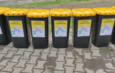 “ATIK iLAÇ TOPLAMA KUTUSU” DAĞITILDI