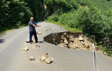 BODUR:’’ESPiYE ERiCEK YOLU NE ZAMAN BiTECEK”