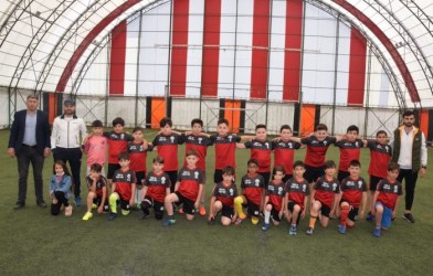 ESPiYE GELiŞiM FUTBOL OKULU FAALiYETLERiNE BAŞLADI