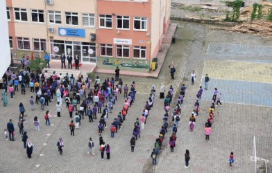 DERS ZiLi ÇALDI