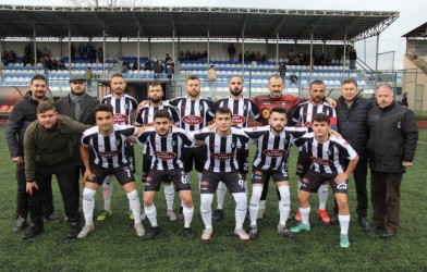 ŞAMPiYONLUK YARIŞINDA BENDE VARIM