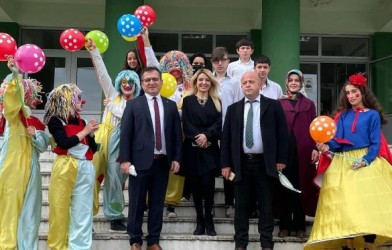 ANASINIFI AÇILDI