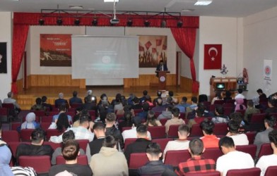 BAĞIMLILIKLA MÜCADELE ÇALIŞTAYI YAPILDI