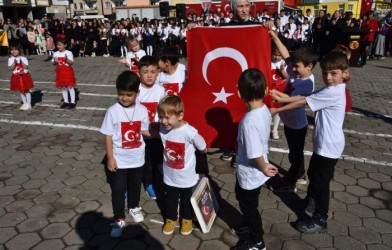 CUMHURiYET 99 YAŞINDA