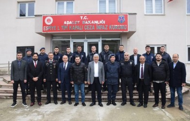 GÖREV BAŞINDAKİ PERSONELİN BAYRAMI KUTLANDI