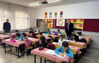 “ESPiYE OKUYOR” KiTAP OKUMA YARIŞMASI YAPILDI