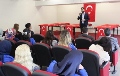 CEZAEVİNDE “AİLE İÇİ İLETİŞİM VE KADINA ŞİDDET“ KONFERANSI