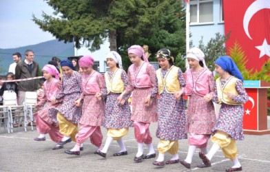 CiBRiL OKULU’NDA 23 NiSAN ŞENLiĞi DüZENLENDi