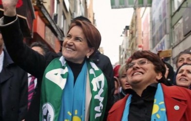 AKŞENER GiRESUN’A GELiYOR…