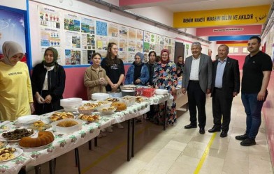 HATAY’DAKİ KARDEŞ OKUL YARARINA KERMES