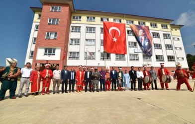 “iMAM HATiP ŞENLiĞi”