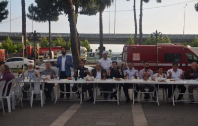 BAYRAM SEViNCi