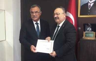 KARAMAN’A HİZMET ŞEREF BELGESİ VERİLDİ