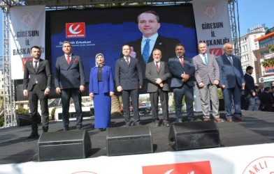 ERBAKAN “AHLAKLI BELEDİYECİLİK” İÇİN DESTEK İSTEDİ