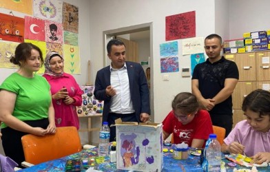 KAYMAKAM,GENÇLİK MERKEZİ’Nİ ZİYARET ETTİ