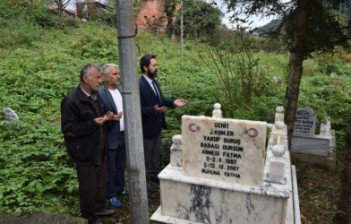 ŞEHİDİMİZ BURUŞ DUALARLA ANILDI