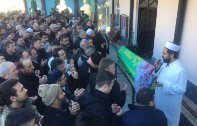 NERGİS ABDİOĞLU  DUALARLA UĞURLANDI