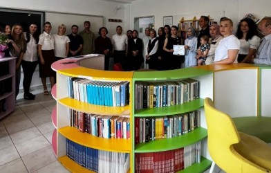 ÖĞRETMEN TAŞ ‘IN ADI KÜTÜPHANEYE VERİLDİ
