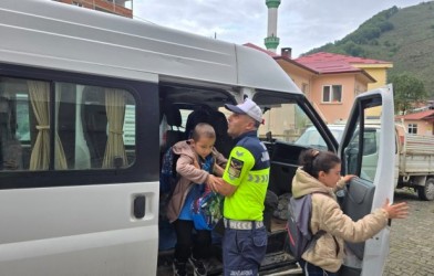 OKUL SERVİSLERİ DENETLENDİ