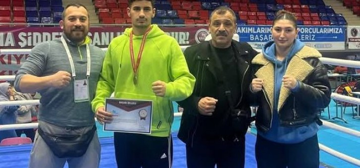 ULUSOY,TÜRKİYE ÜÇÜNCÜSÜ OLDU